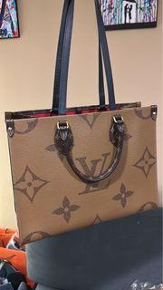 I have the black neverfull monogram empreinte leather and I've noticed some  white scuffs/ scratches is there a way to get rid of these :( ? :  r/Louisvuitton