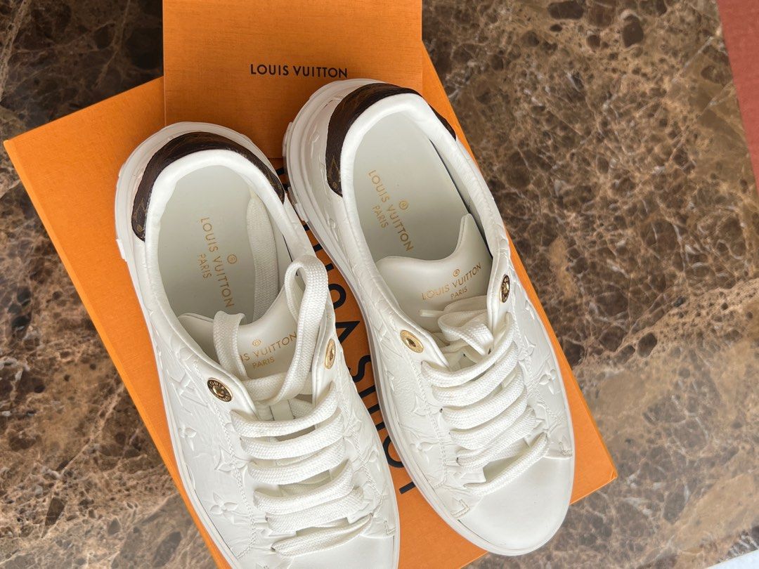 Time out leather trainers Louis Vuitton White size 36.5 EU in