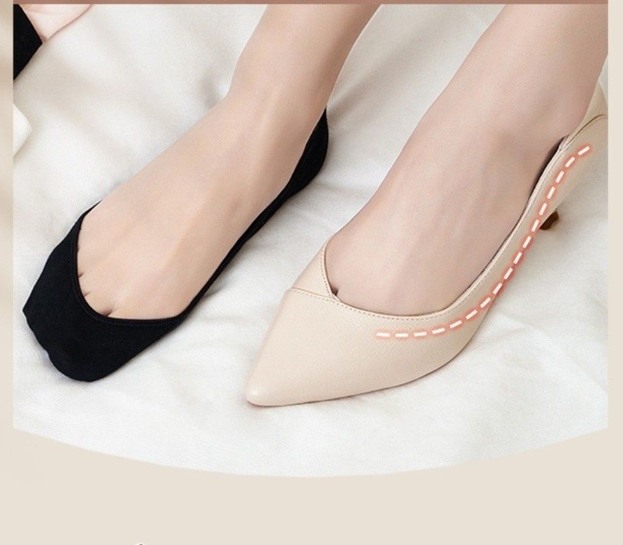 Cut shoes top for womens