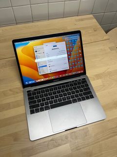 MacBook Pro 2018 13" (Lower Half replaced in Jan 2022)