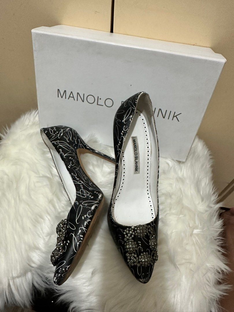 hangisi manolo blahnik sale