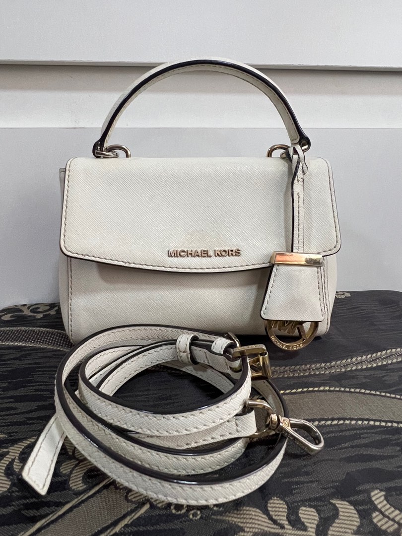 Michael Kors Ava small, Women's Fashion, Bags & Wallets, Shoulder