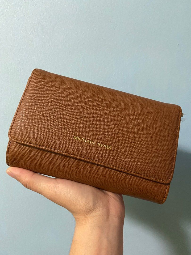 Michael kors top brown makeup bag