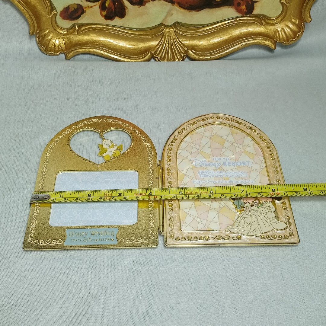 MICKEY & MINNIE WEDDING PHOTO FRAME (Category: Frames & Pictures) located in Makati City. Submitted by nyxhemera26 (Listing ID 1256641277, Image 3). Description: MICKEY & MINNIE WEDDING PHOTO FRAME.