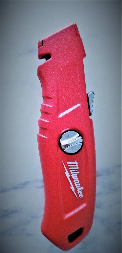 Milwaukee FASTBACK Compact Folding Utility pocket Knife, Car