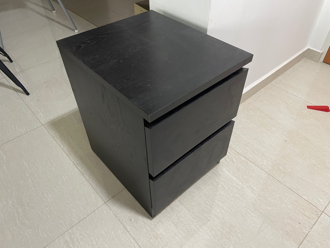 Moving out Chest of 2 drawers, Furniture & Home Living, Furniture