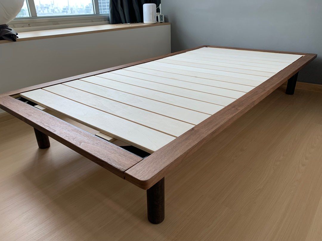 Muji bed frame Walnut (S) W103xD202xH5.5 cm (free legs), Furniture