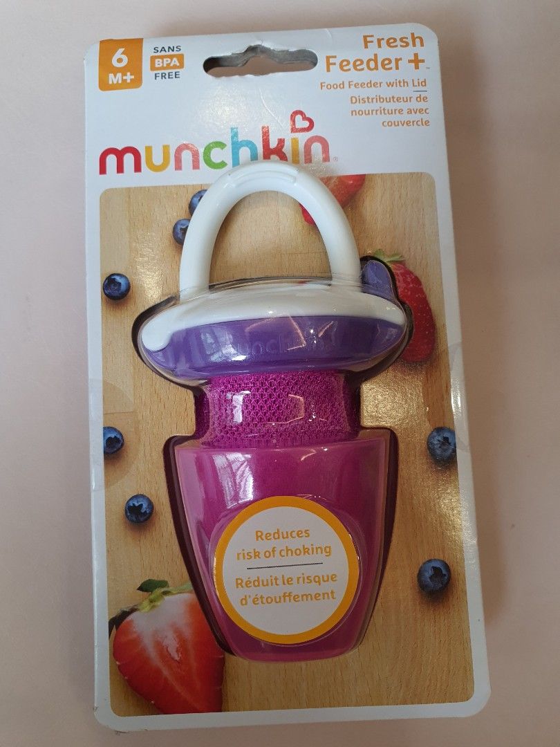 Munchkin food feeder with lid, Babies & Kids, Nursing & Feeding
