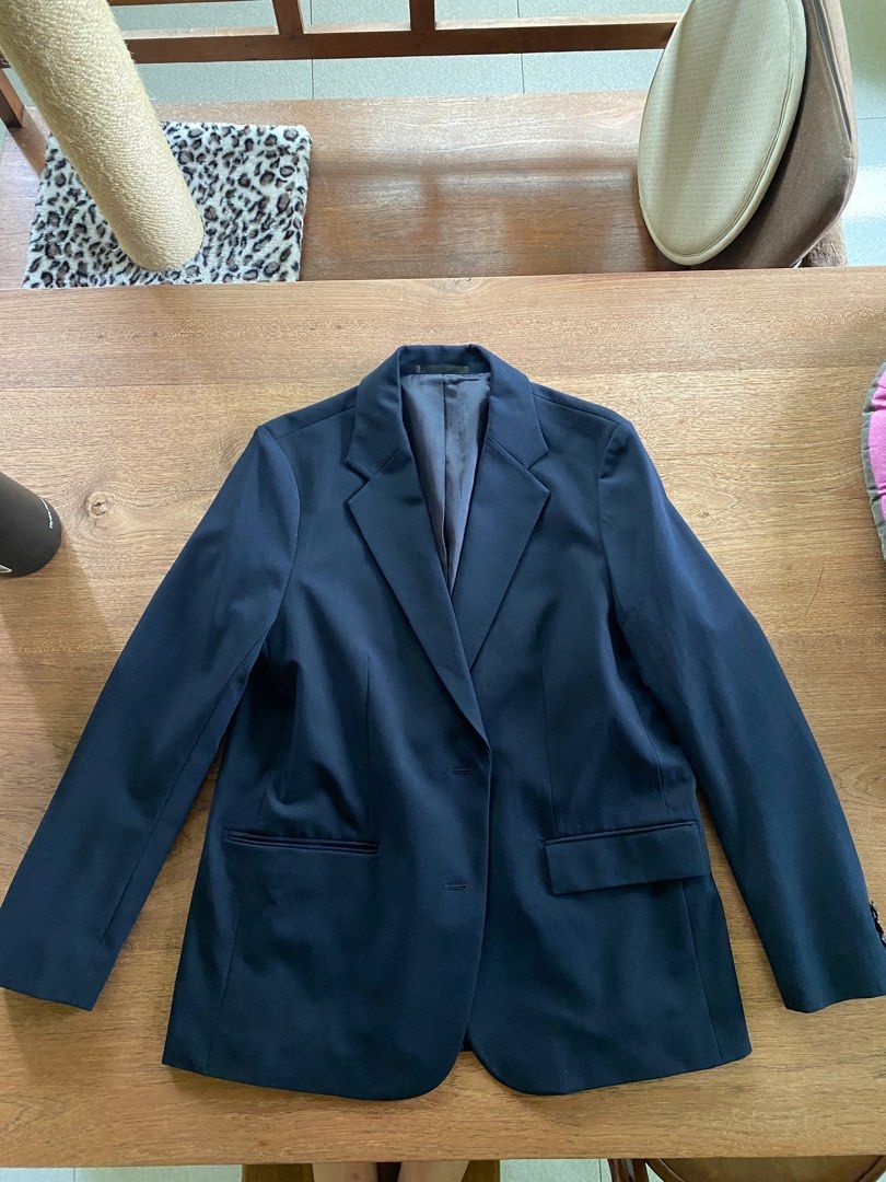 Uniqlo blue blazer top