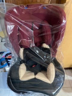 NEGOTIABLE Baby Gro Car Seat