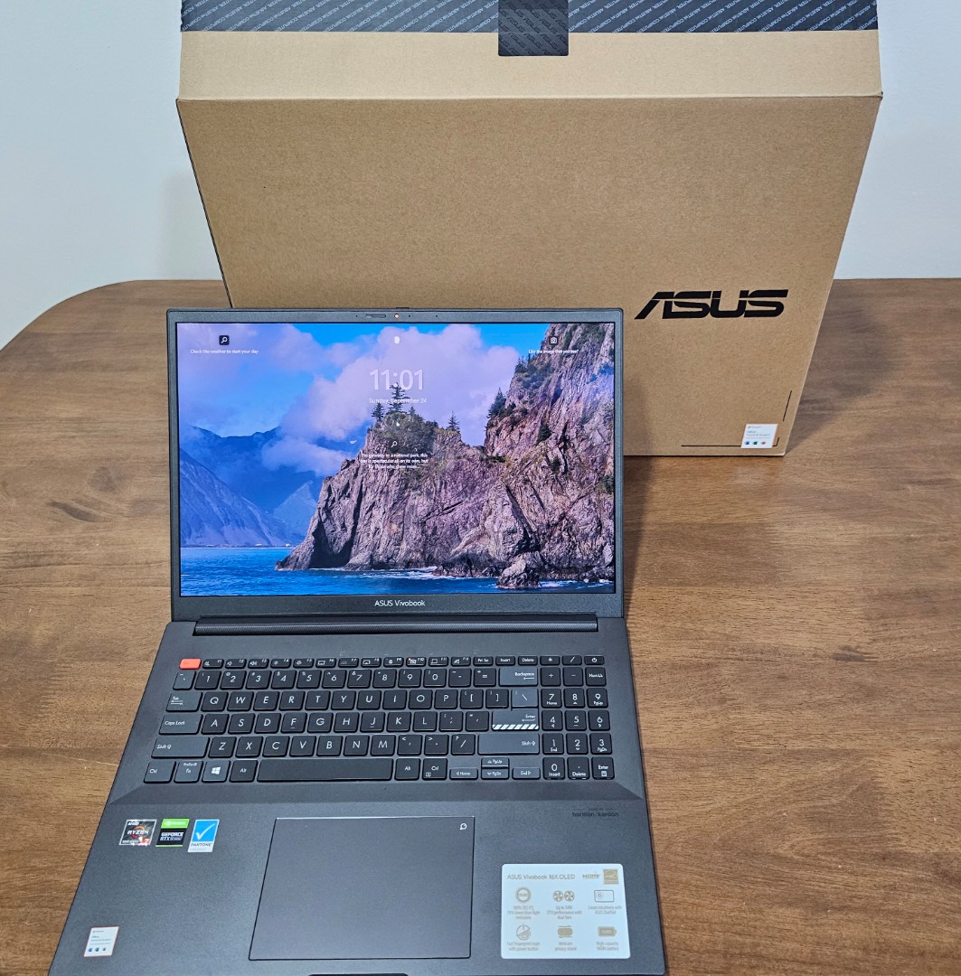 New Asus Vivobook Pro 16x Oled 4K Nvidia RTX 3050Ti (2 weeks old only