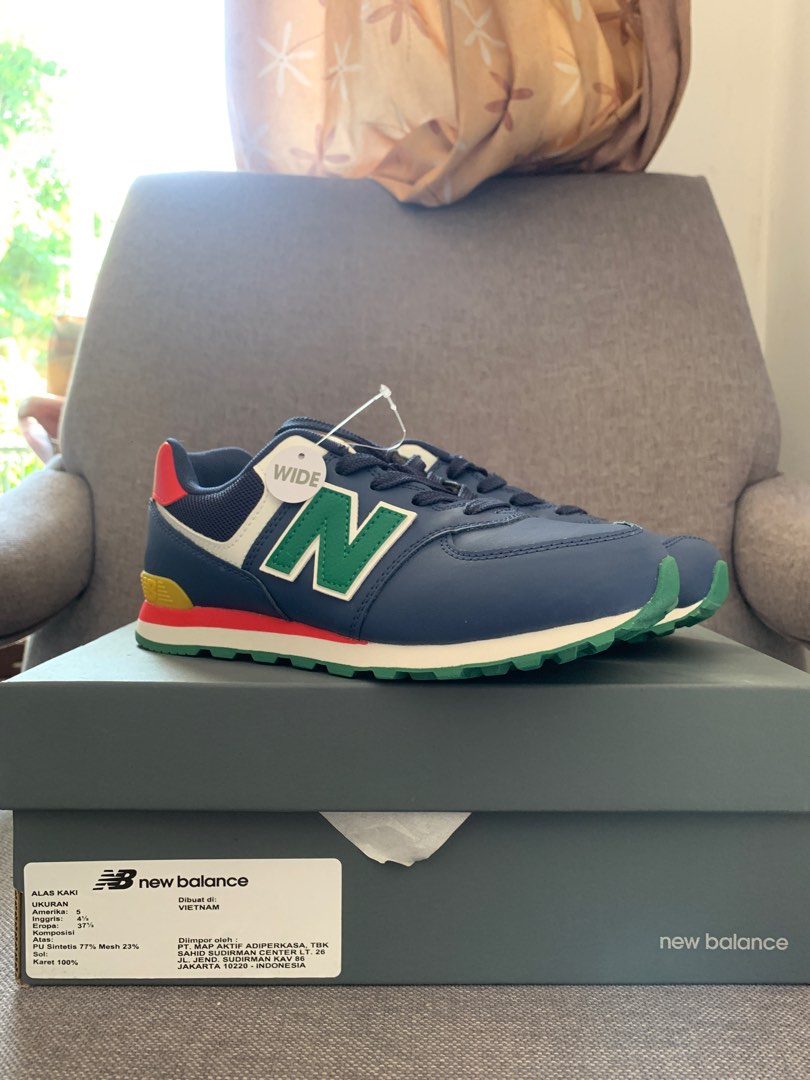 Baskets New Balance 574 bleu gris vert rouge jaune Taille eu 44 us 10 -  Chaussures