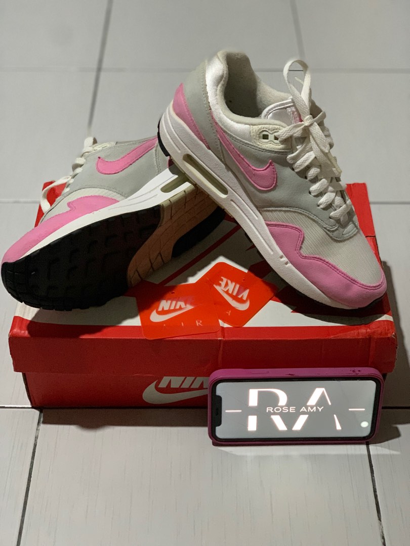 Psychic pink deals air max