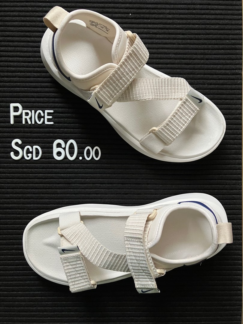womens nike sandals with strap