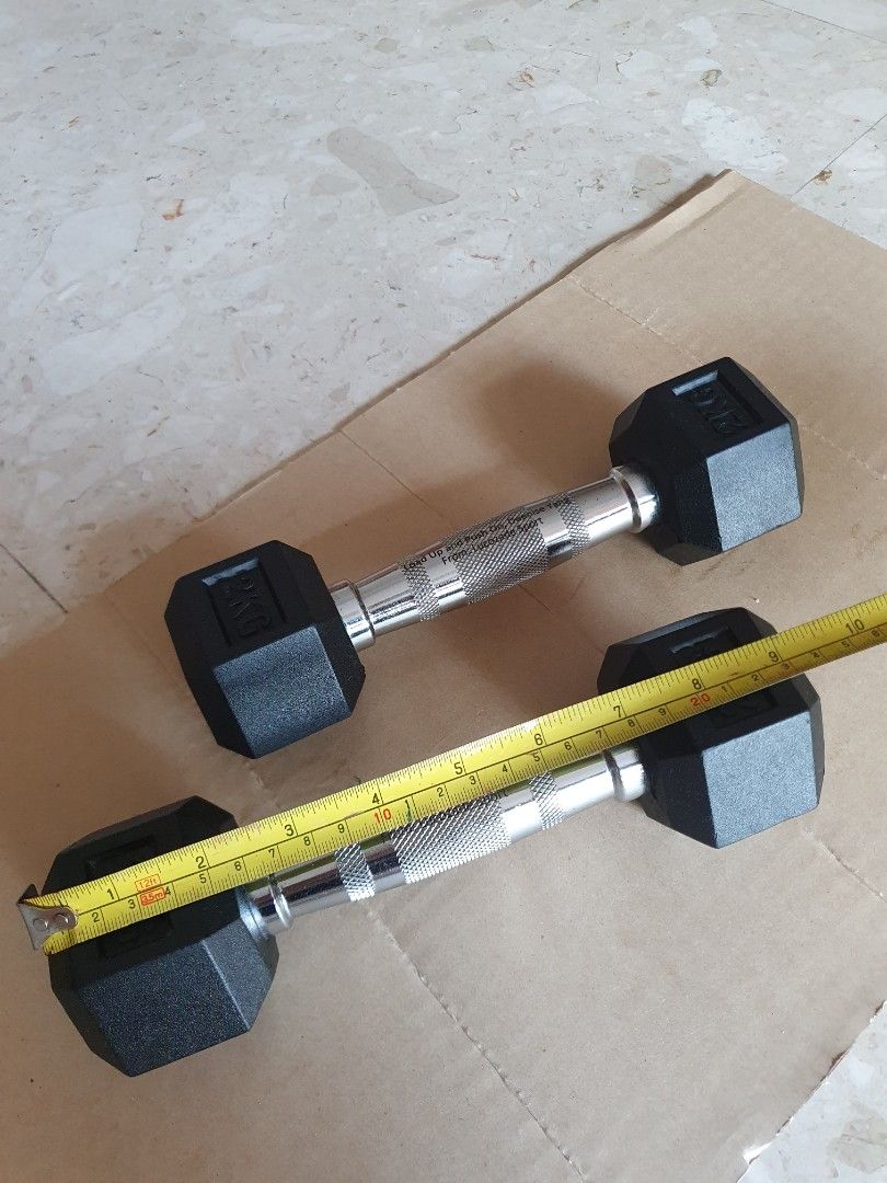 Pair of 2kg Hex dumb bells for sale