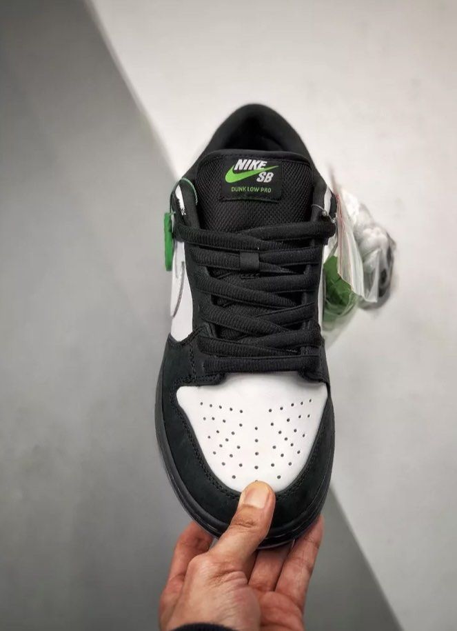 staple pigeon x nike sb