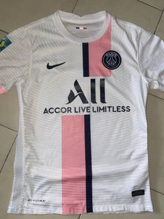 Nike PSG Player Issue Jersey, Men's Fashion, Activewear on Carousell