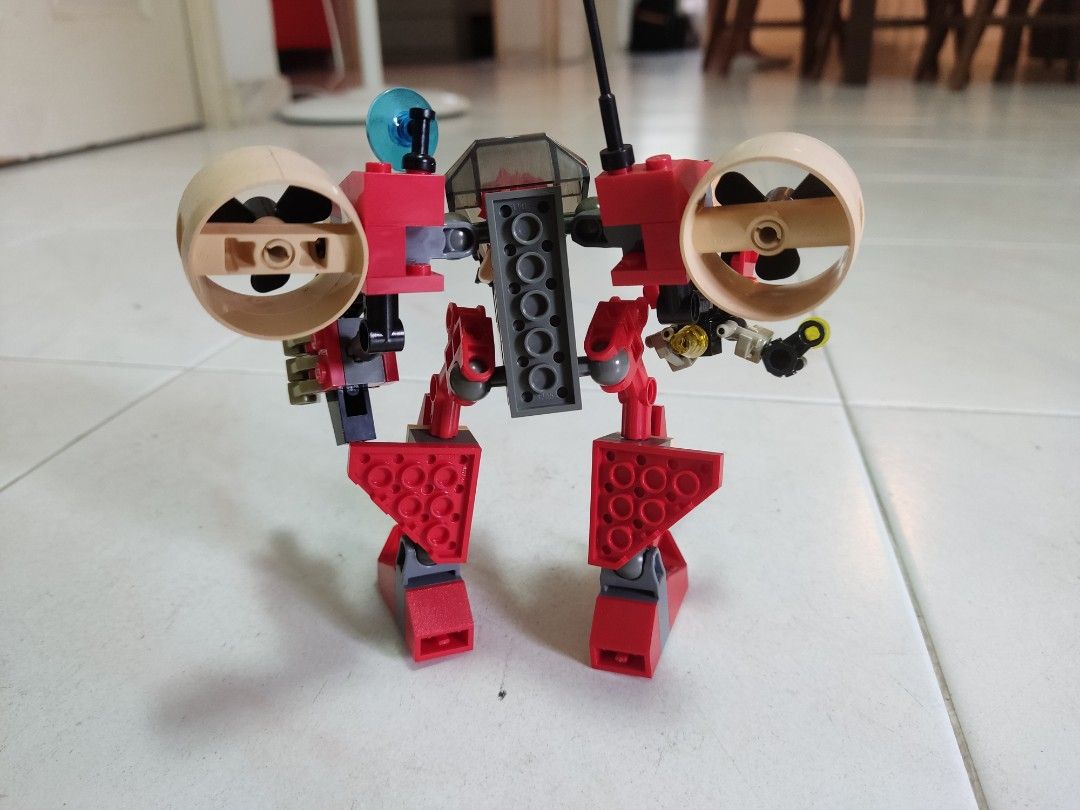 Lego 8111 store
