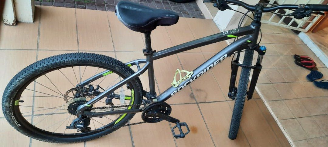 Decathlon rockrider hotsell 520 v2