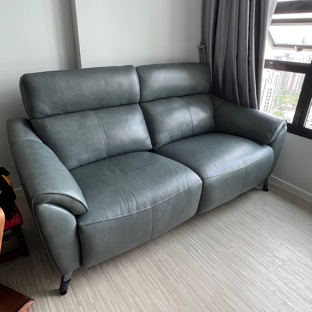 Roslyn 2.5 Seater Electric Recliner Sofa (Grey), Furniture & Home