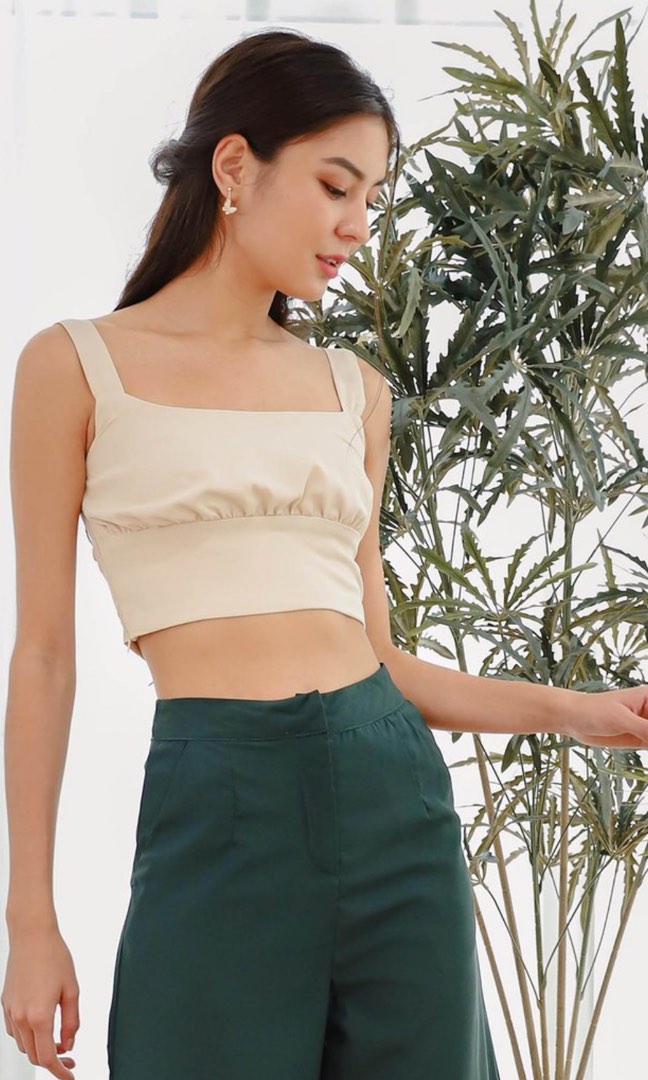 ruched top, Women's Fashion, Tops, Other Tops on Carousell