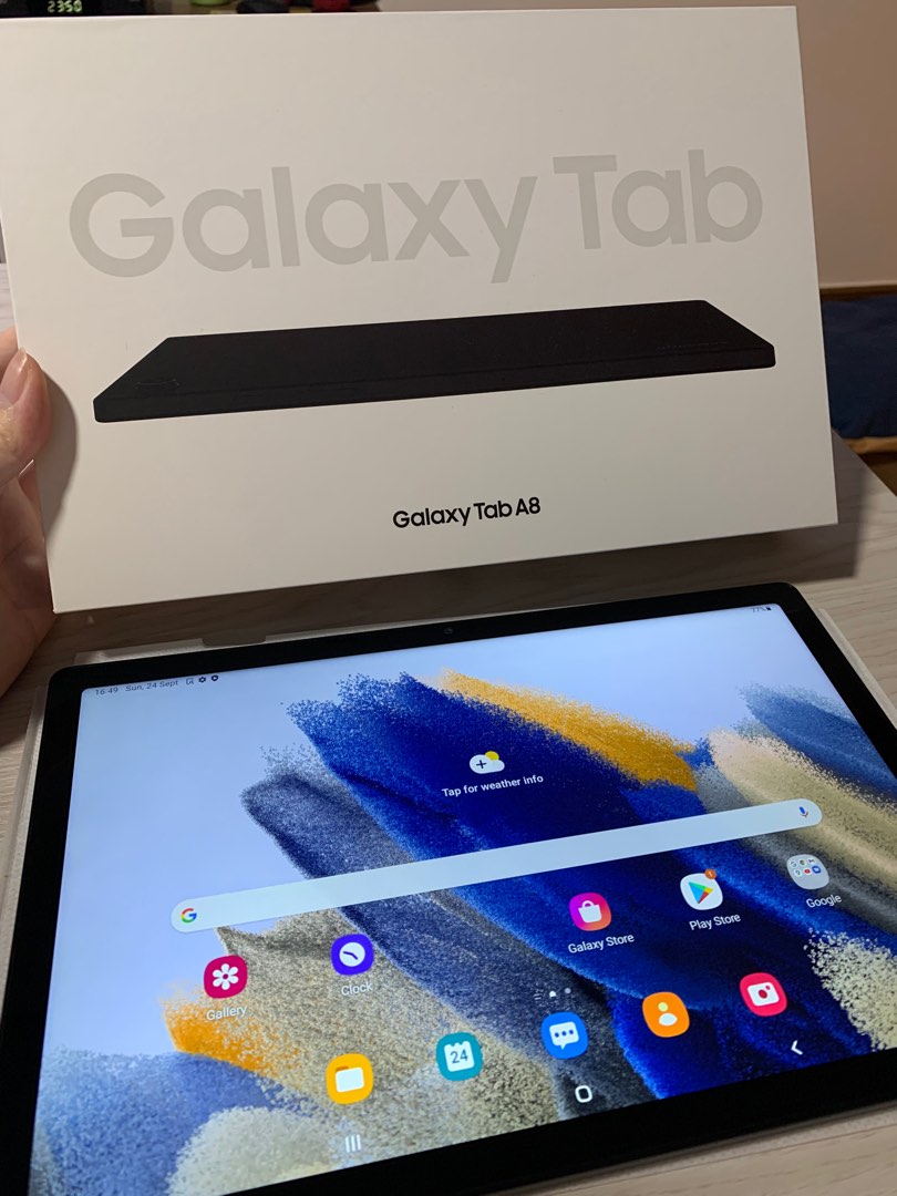Samsung Galaxy Tab A8 Unboxing & Hands On 