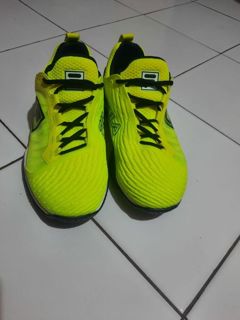 Sepatu sale tenis fila