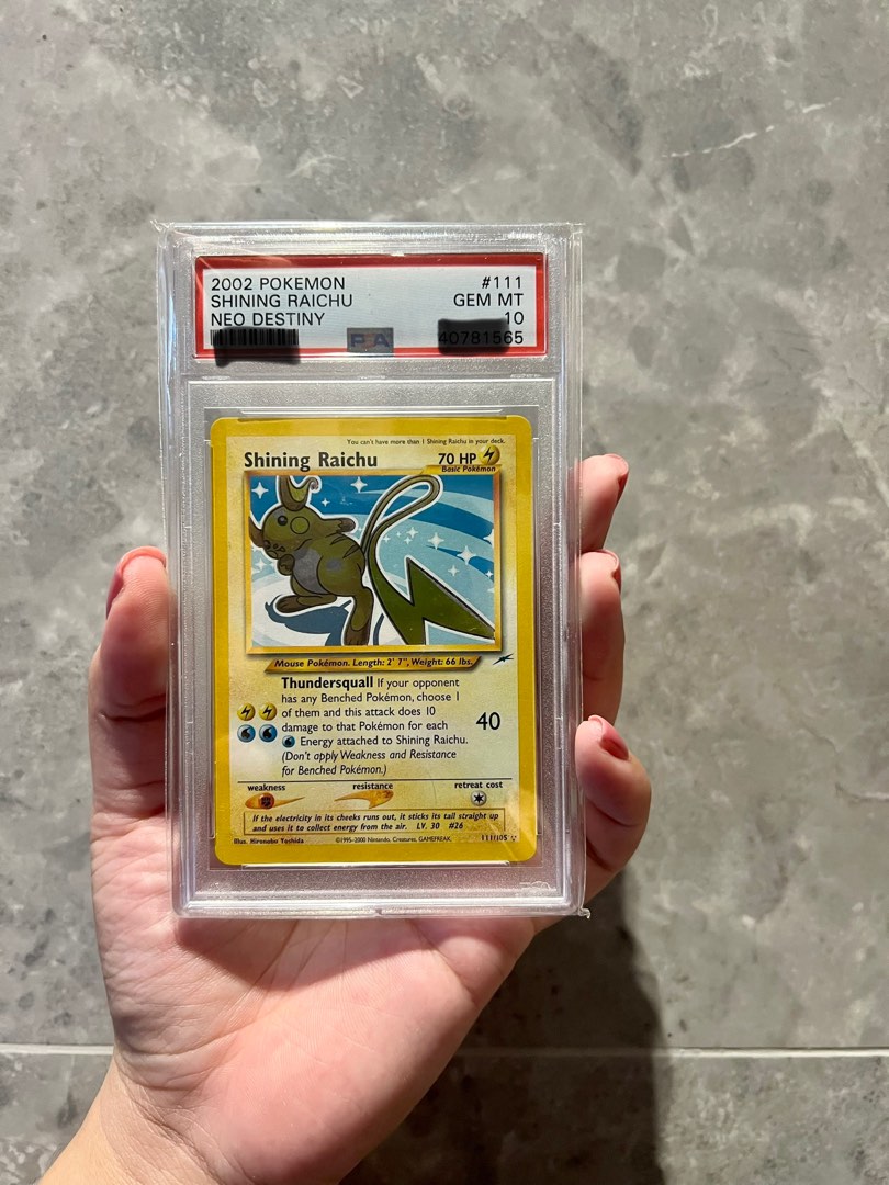 Shining Raichu Neo Destiny, Hobbies & Toys, Memorabilia & Collectibles