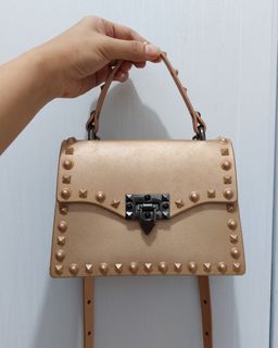 (Category: ) located in . Submitted by classyfab.ph (Listing ID 1256637830, Image 1). Description: .