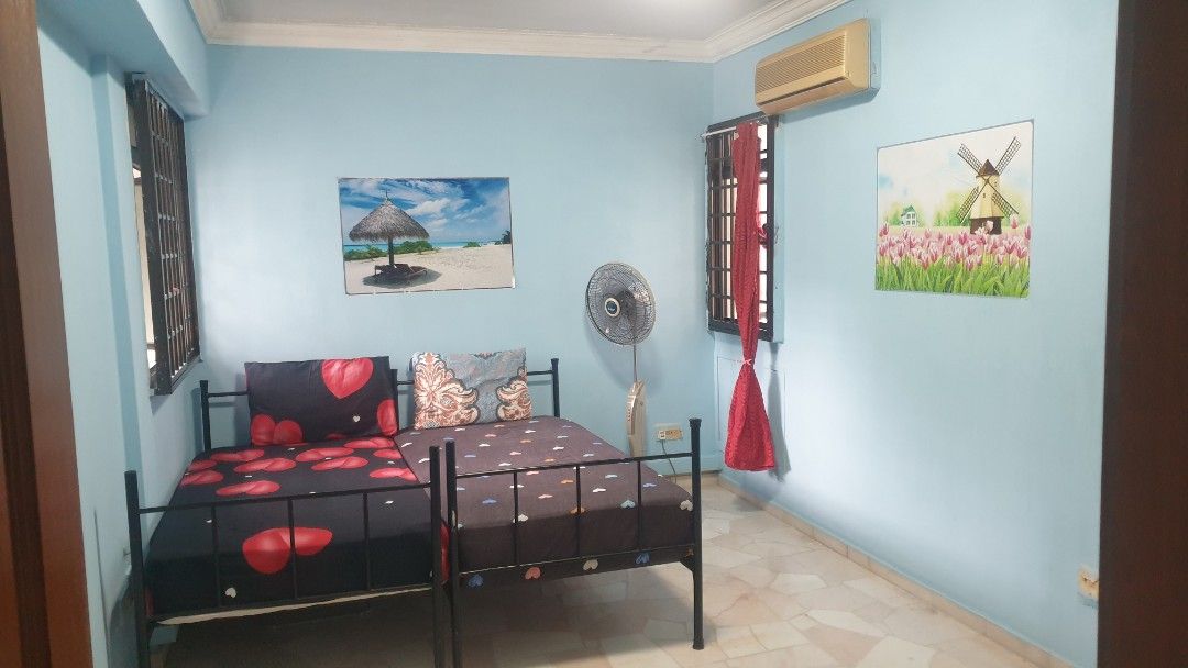 Spacious Master Bedroom (Opposite to Boon Lay MRT) Property Rentals