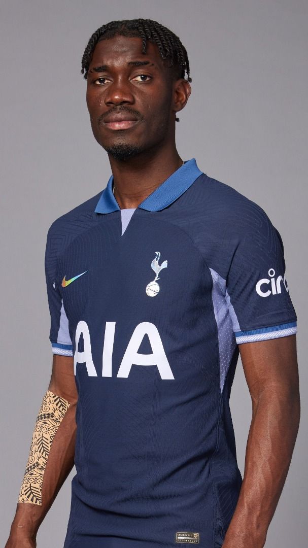 Spurs away sales