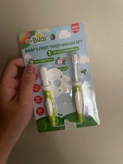 Tiny Buds Baby’s First Toothbrush Set