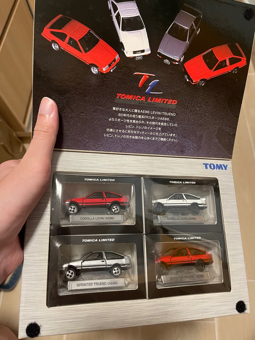 tomy_tomica_limited__toyota_ae