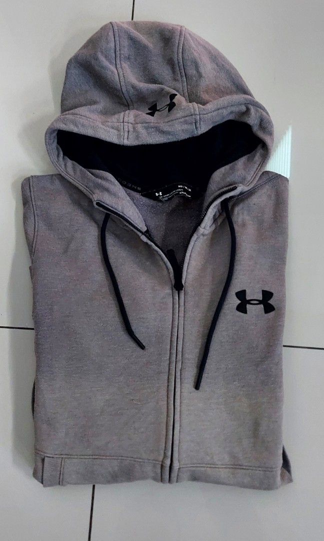 Under armour hoodie outlet sizing