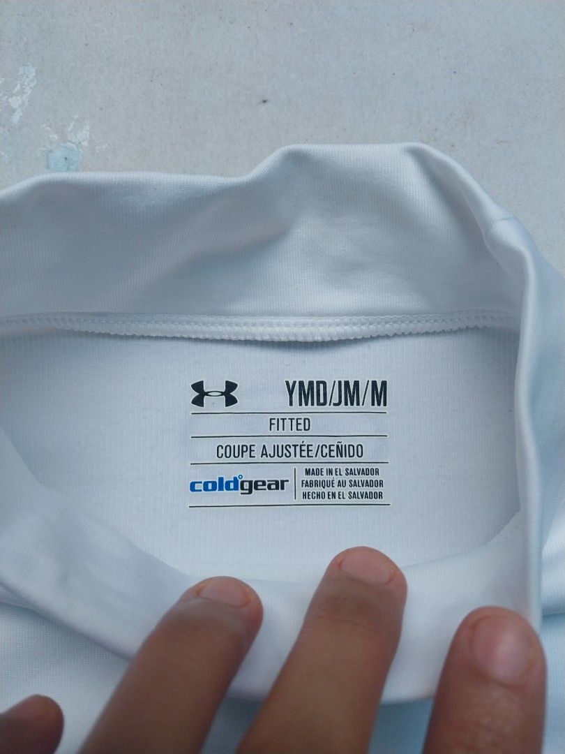 Underarmor Cold Gear Women s Fashion Activewear on Carousell