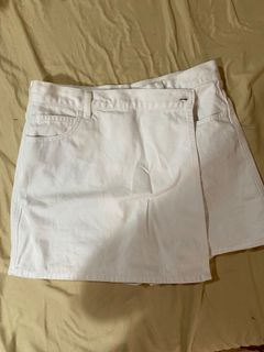 Uniqlo jean skort white skirt