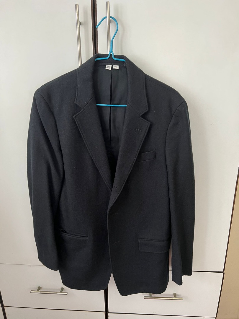 Uniqlo U blazer, 男裝, 外套及戶外衣服 Carousell