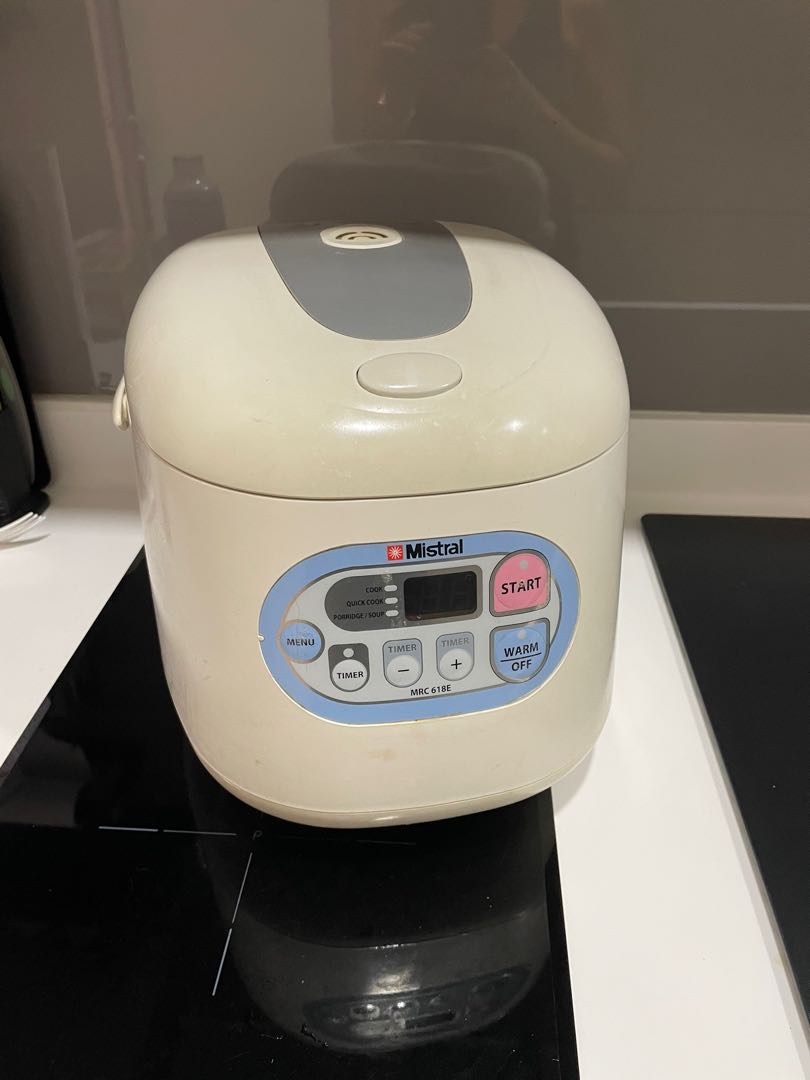 Used rice cooker, TV & Home Appliances, Kitchen Appliances, Cookers on