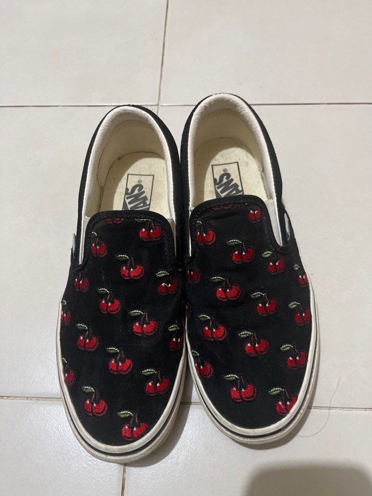 Vans UA Classic Cherries Slip On Women s Fashion Footwear
