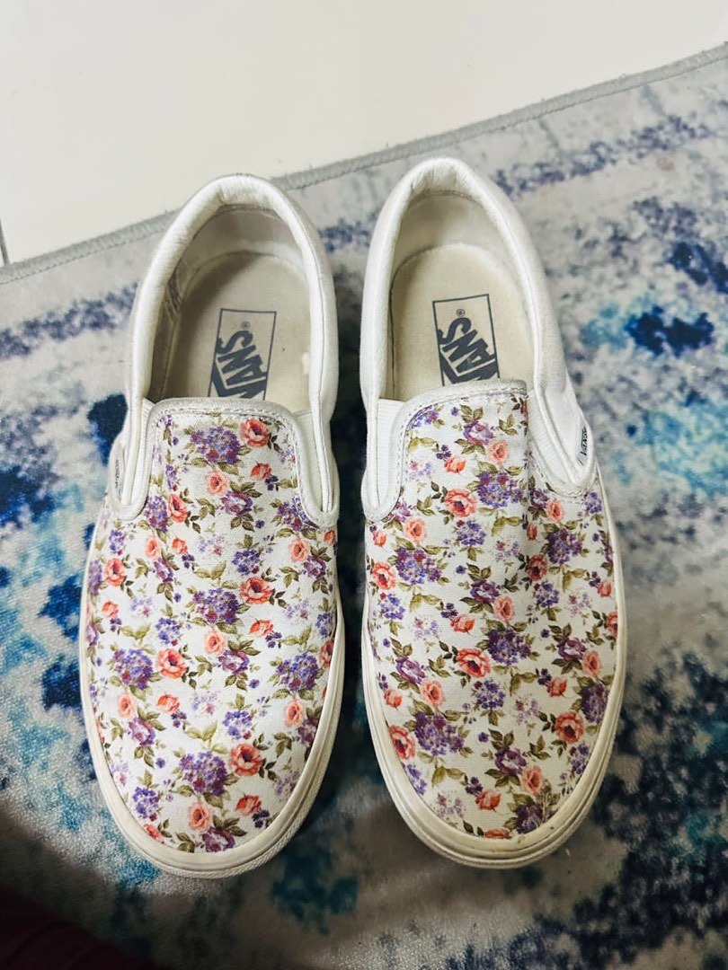 Vintage slip on vans floral top