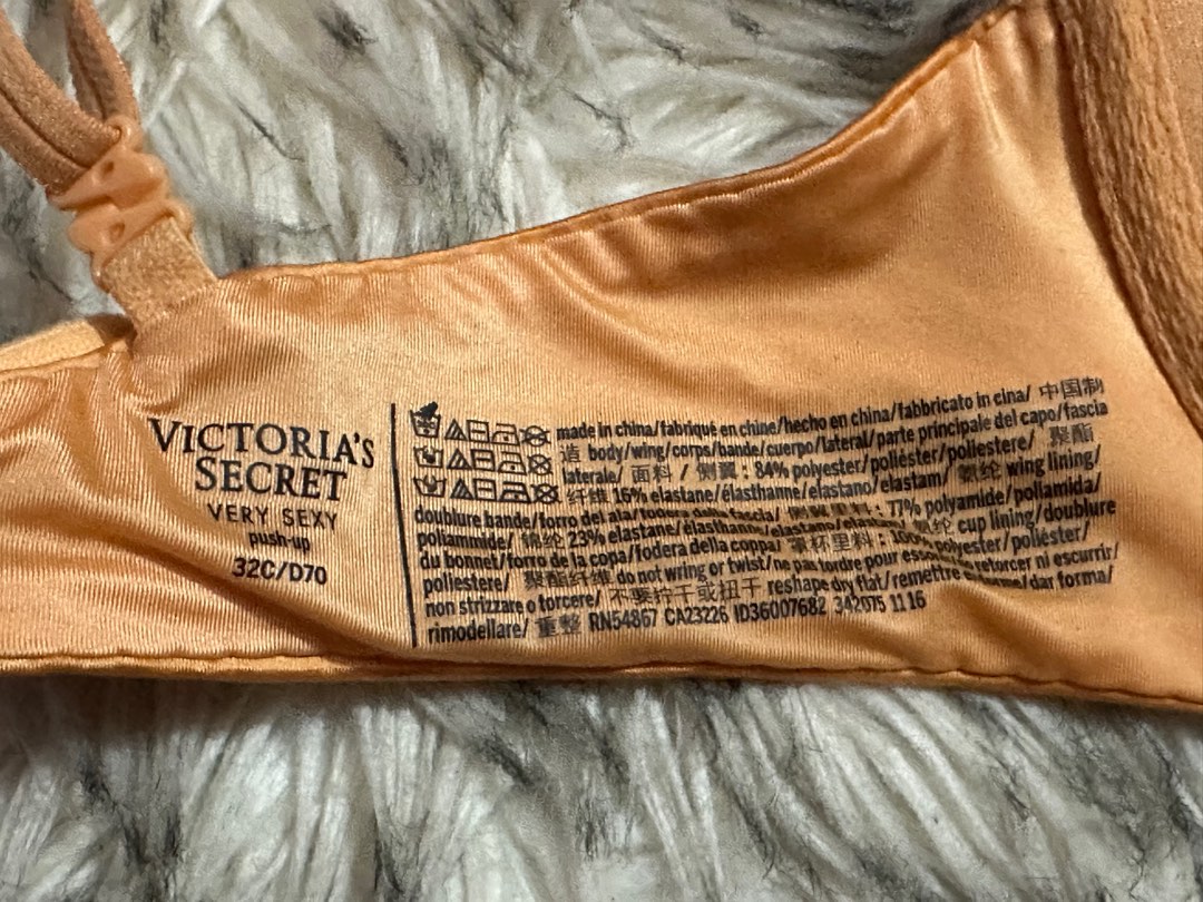 VICTORIA'S SECRET BRA SIZE 32C, Women's Fashion, New Undergarments