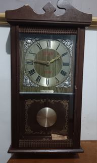 Vintage Clock  ( quartz ) issue yun kahoy naputol