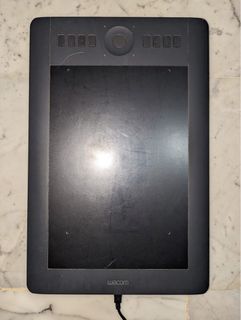 Wacom intuos pro medium pen tablet pth-651 for computer