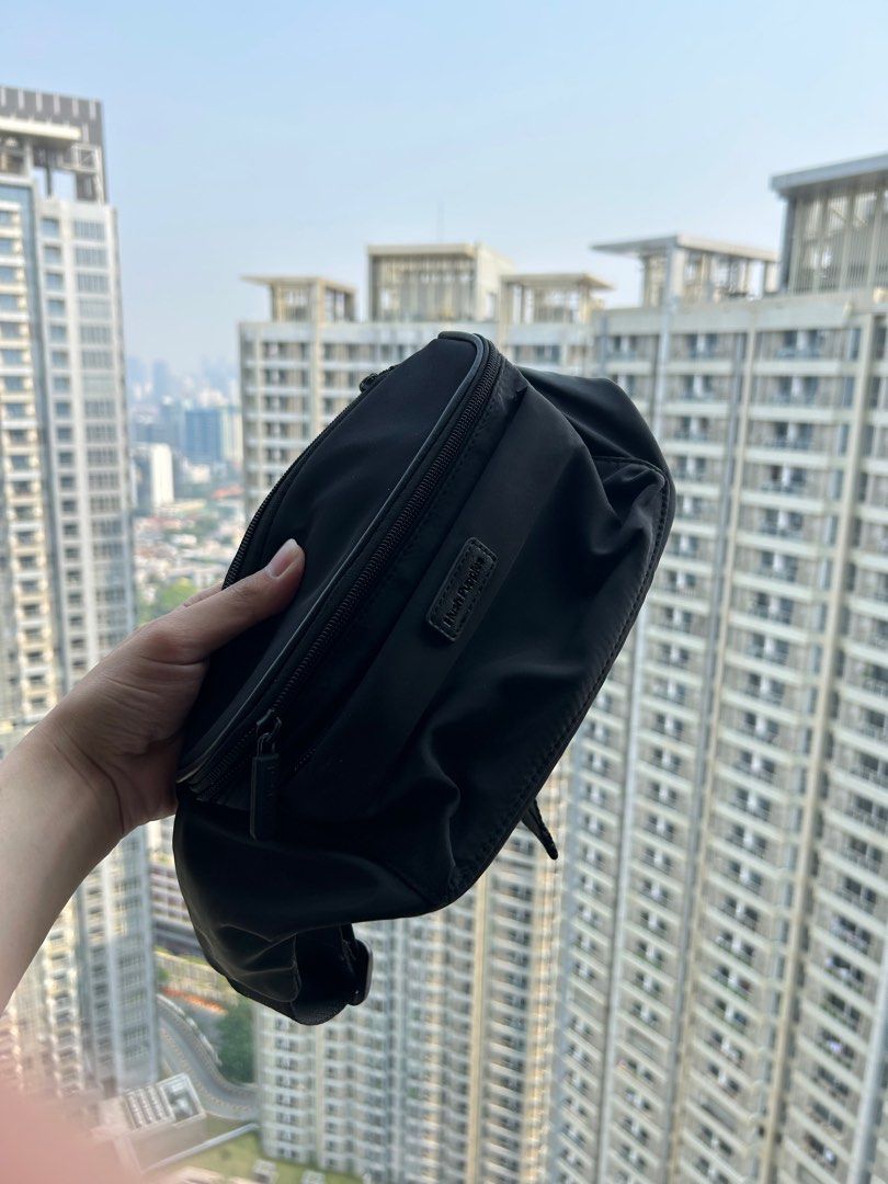 Hush puppies waist on sale bag 912