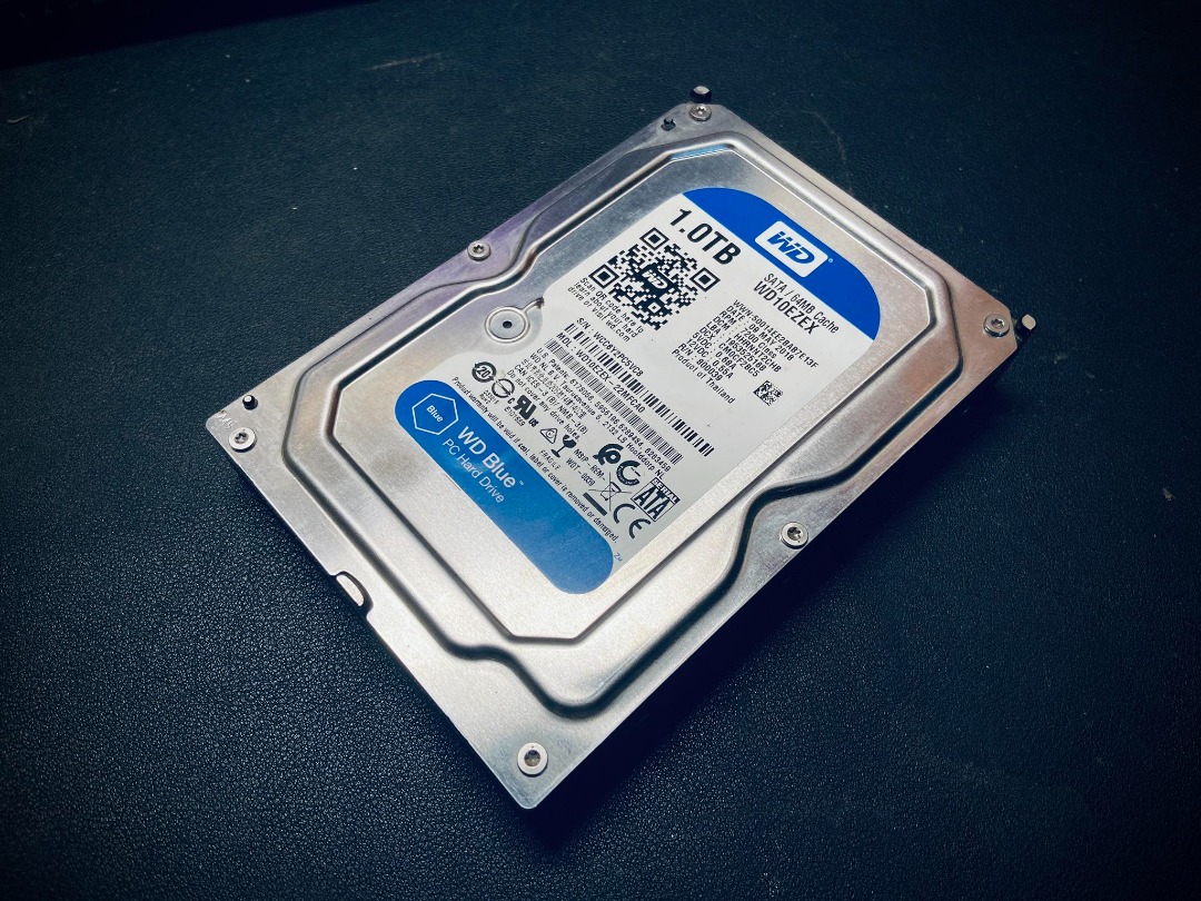 Western Digital Caviar Black 500GB – Disco Rigido Interno 3.5" SATA 6Gb/s, 7200rpm, 64MB Cache, Nero