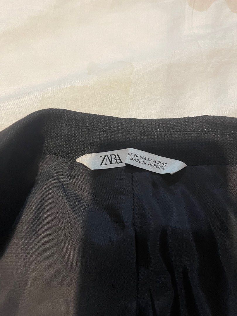 Zara Black Suit size US 36/EU 46 (Category: Coats, Jackets and Outerwear) located in Imus. Submitted by dandelro (Listing ID 1256534723, Image 3). Description: •Like new, no issues •This fits me well. I’m 5’7 and 63 kilos. •RFS: wanna buy a new suit •Location: Imus, Cavite. Pick up any time.