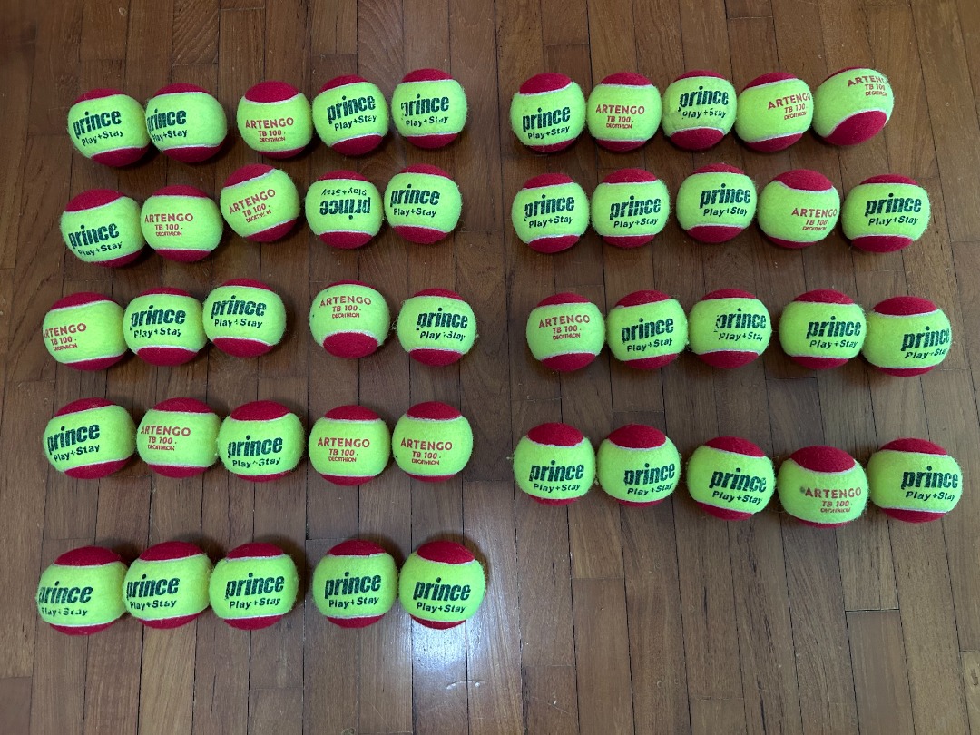 45 Red Balls (Tennis), Sports Equipment, Sports & Games, Racket & Ball