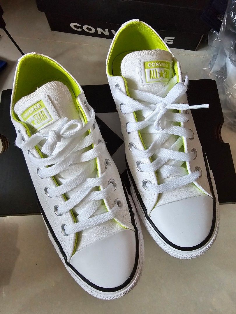 Converse white hotsell 37