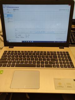 Asus 15吋文書筆電（i5-8250/8g/256ssd/940mx)