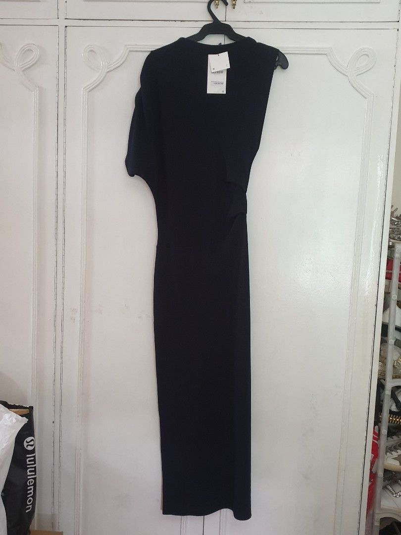 AUTHENTIC BNWT ZARA ASYMMETRIC SLEEVE KNIT DRESS SZ SMALL NAVY BLUE 6873  143, Women's Fashion, Dresses & Sets, Dresses on Carousell